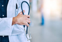 UK Doctor Abandons Surgery to Have Sex With Nurse