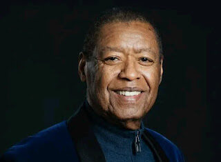 Renowned Gospel Singer Ron Kenoly Dies at 81