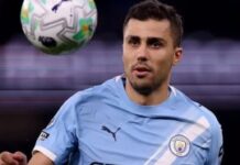 Barcelona Prepare Third Bid for Manchester City Star Rodri as Negotiations Heat Up